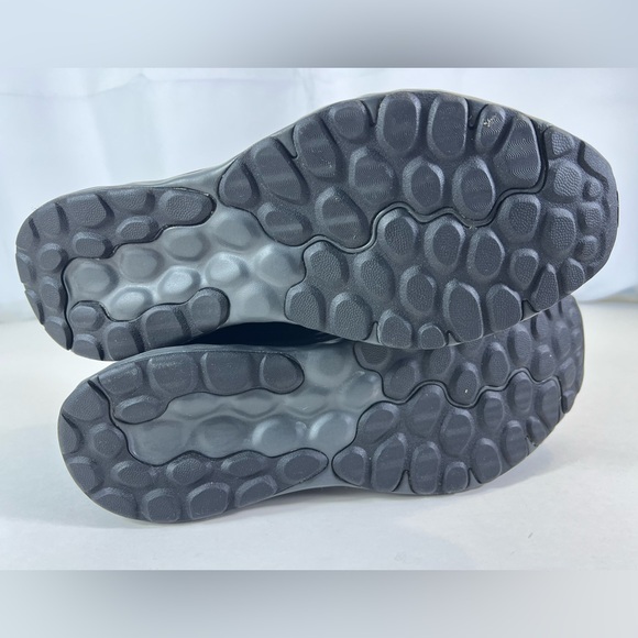 NEW BALANCE - Men's 520 V8 Running Shoe in the color Black/Black - Size:14 EUC - Picture 8 of 12